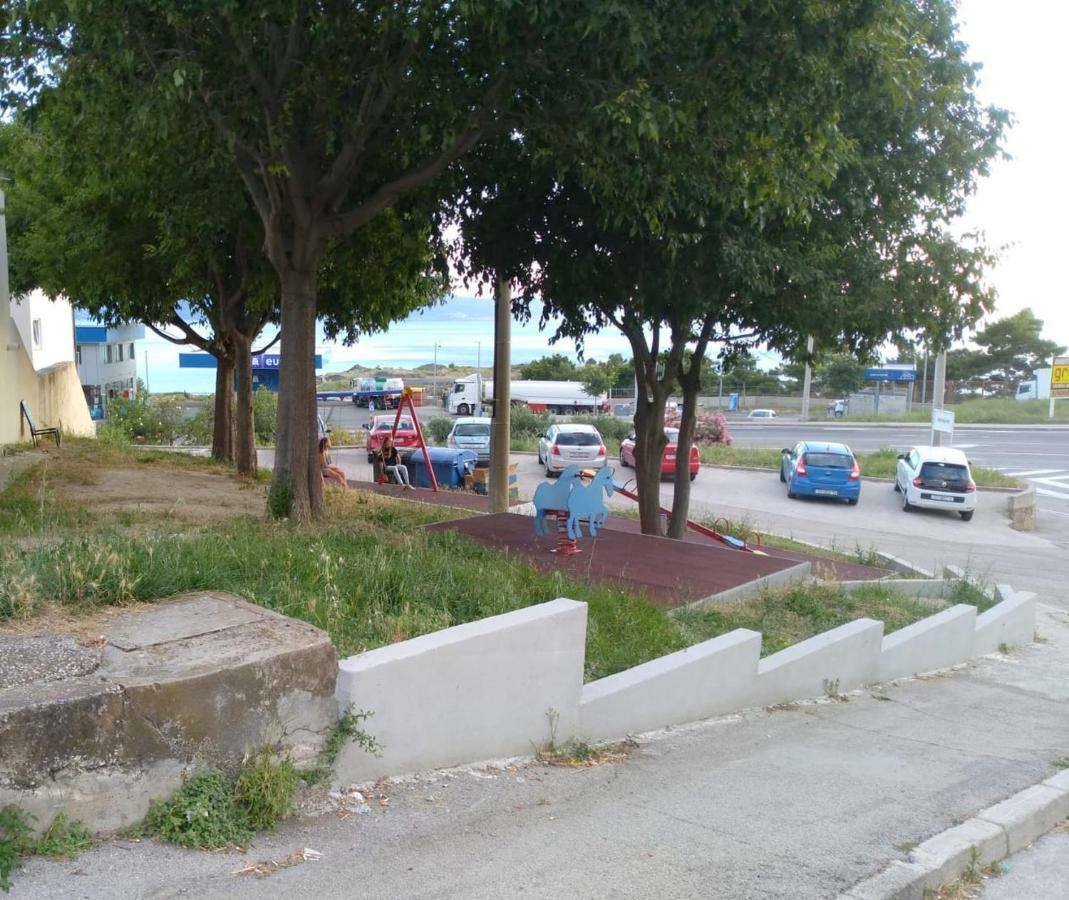 Apartment A1 Dugi Rat Εξωτερικό φωτογραφία
