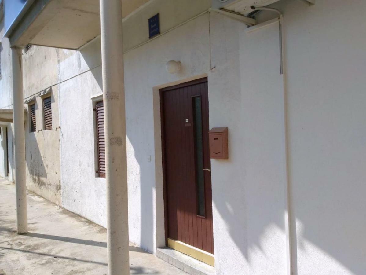 Apartment A1 Dugi Rat Εξωτερικό φωτογραφία